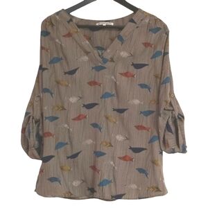 Collective Concepts blouse womens L 3/4 sleeve v-neck taupe beige fish print